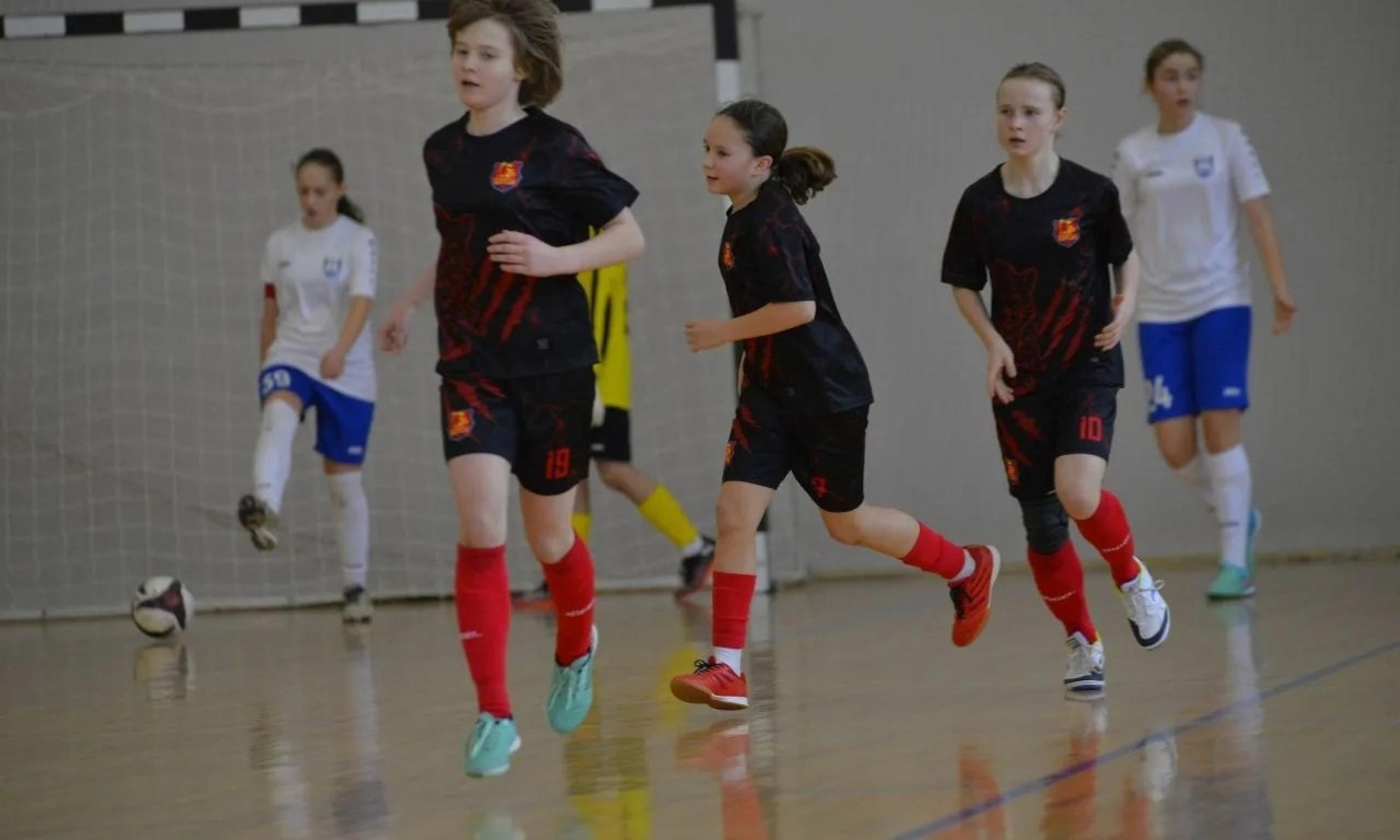 Архангельские «Барсы» взяли бронзу первенства СЗФО по футзалу