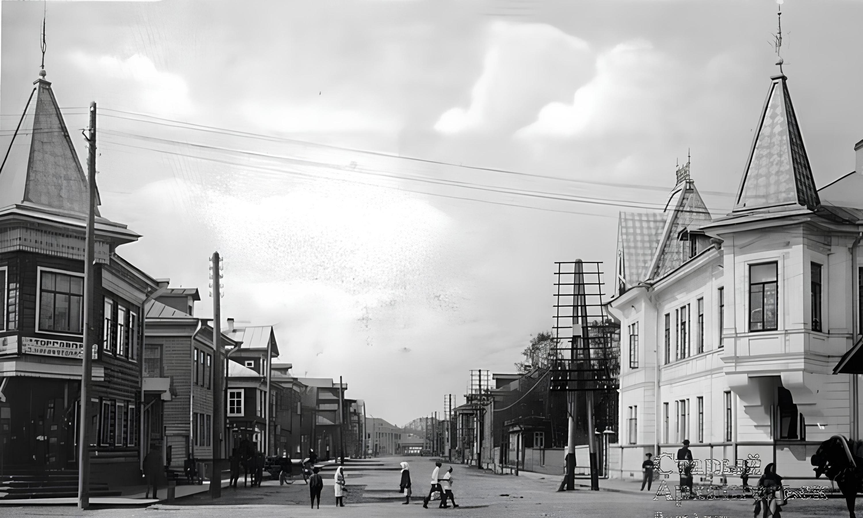 А так дом выглядел в ХХ веке (справа). Источник — «Старый Архангельск»